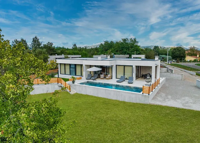 펜션 Sunset - Nature And Private Pool By 22estates Santalezi